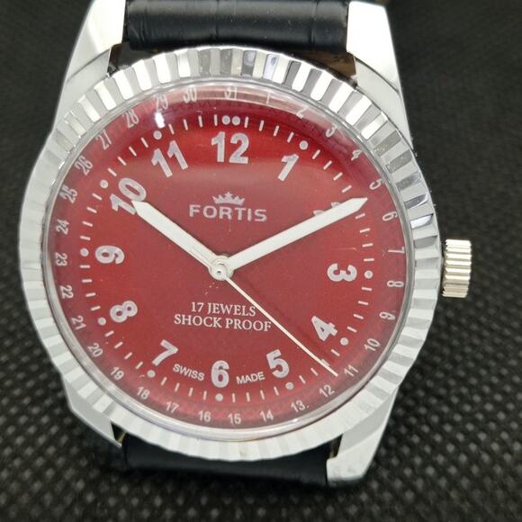 Vintage 1976 Fortis Manual Mens Silver Watch W/Leather Strap & Red accents - Picture 3 of 8